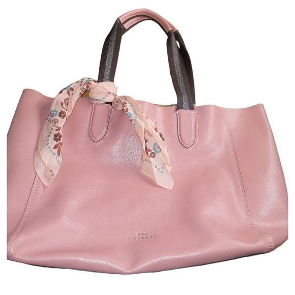 Coach Handbags - Coach derby tote pink